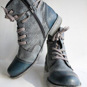Rieker Newspaper Print Ankle Boots Size 40 / 9 Vintage Style EUC